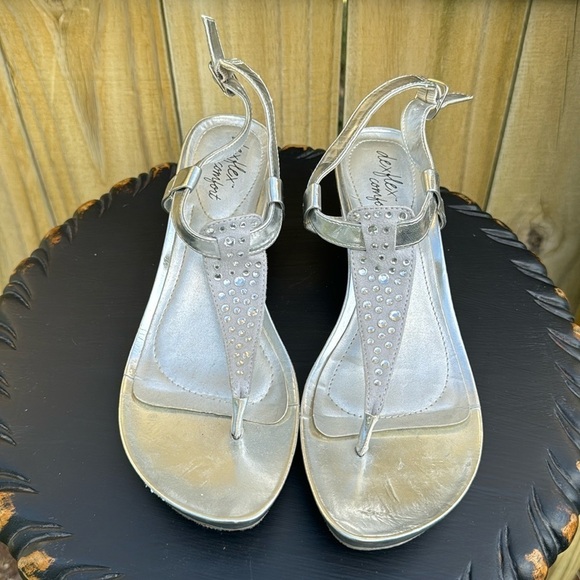 DexFlex comfort silver bling wedge sandals, size 8 - Picture 2 of 5